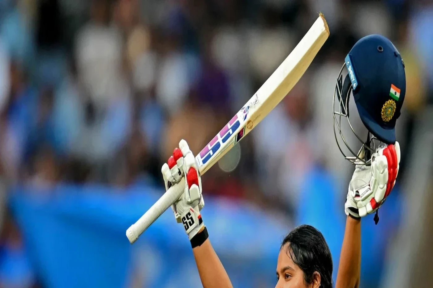 ওয়ারউইকশায়ার বিয়ার্সে যোগ দিলেন ভারতীয় ব্যাটার প্রতীকা রাওয়াল
