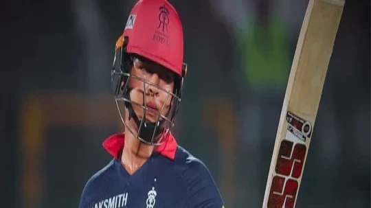 বৈভব সূর্যবংশী: জোফরা আর্চার বা বুমরাহকেও ওড়াতে যার হাত কাঁপে না