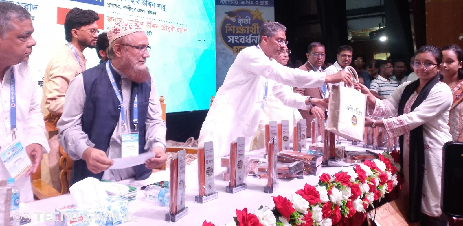 মাদকের বিরুদ্ধে তরুণদের সজাগ থাকার আহ্বান পানিসম্পদ মন্ত্রীর