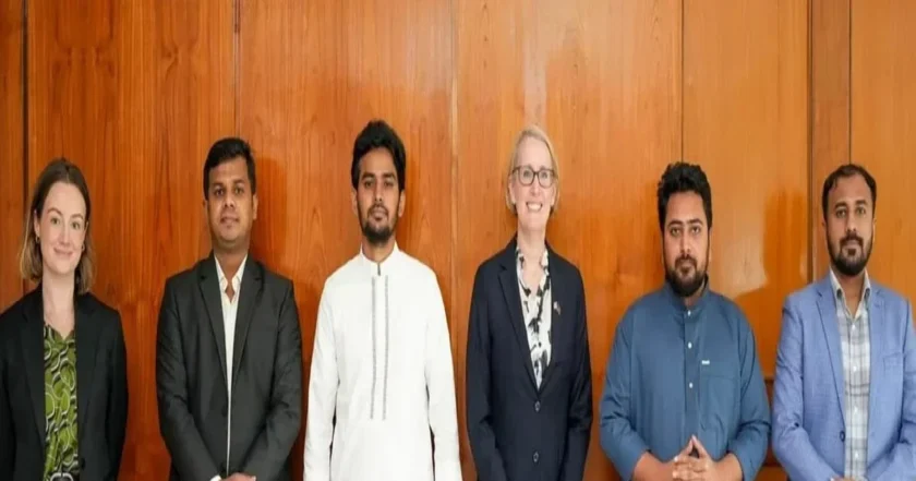 ব্রিটিশ হাইকমিশনারের সঙ্গে নাহিদ ইসলামের বৈঠক