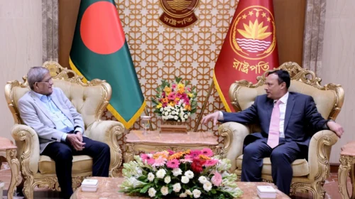আইনের শাসন ও গণতন্ত্রের অভিযাত্রা অব্যাহত রাখার তাগিদ রাষ্ট্রপতির