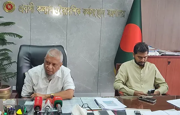 প্রবাসীদের স্বার্থে কাজ করবো, দালালদের স্বার্থে নয়: প্রবাসীকল্যাণ মন্ত্রী