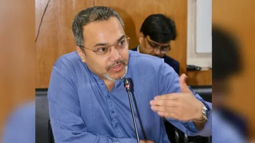 সরকারের অগ্রাধিকার ব্যাপক কর্মসংস্থান ও শ্রমিকের অধিকার: মাহদী আমিন