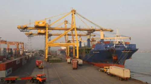 মধ্যপ্রাচ্য যুদ্ধের ক্ষতি ৫০ হাজার কোটি টাকা, ক্ষতিপূরণ চায় বাংলাদেশ